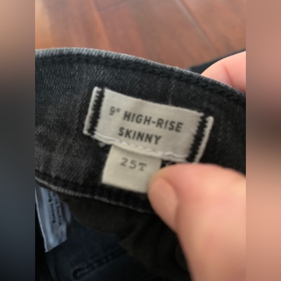 Madewell Tall 9" High-Rise Skinny Jeans in Black Sea Size 25T - Picture 7 of 8